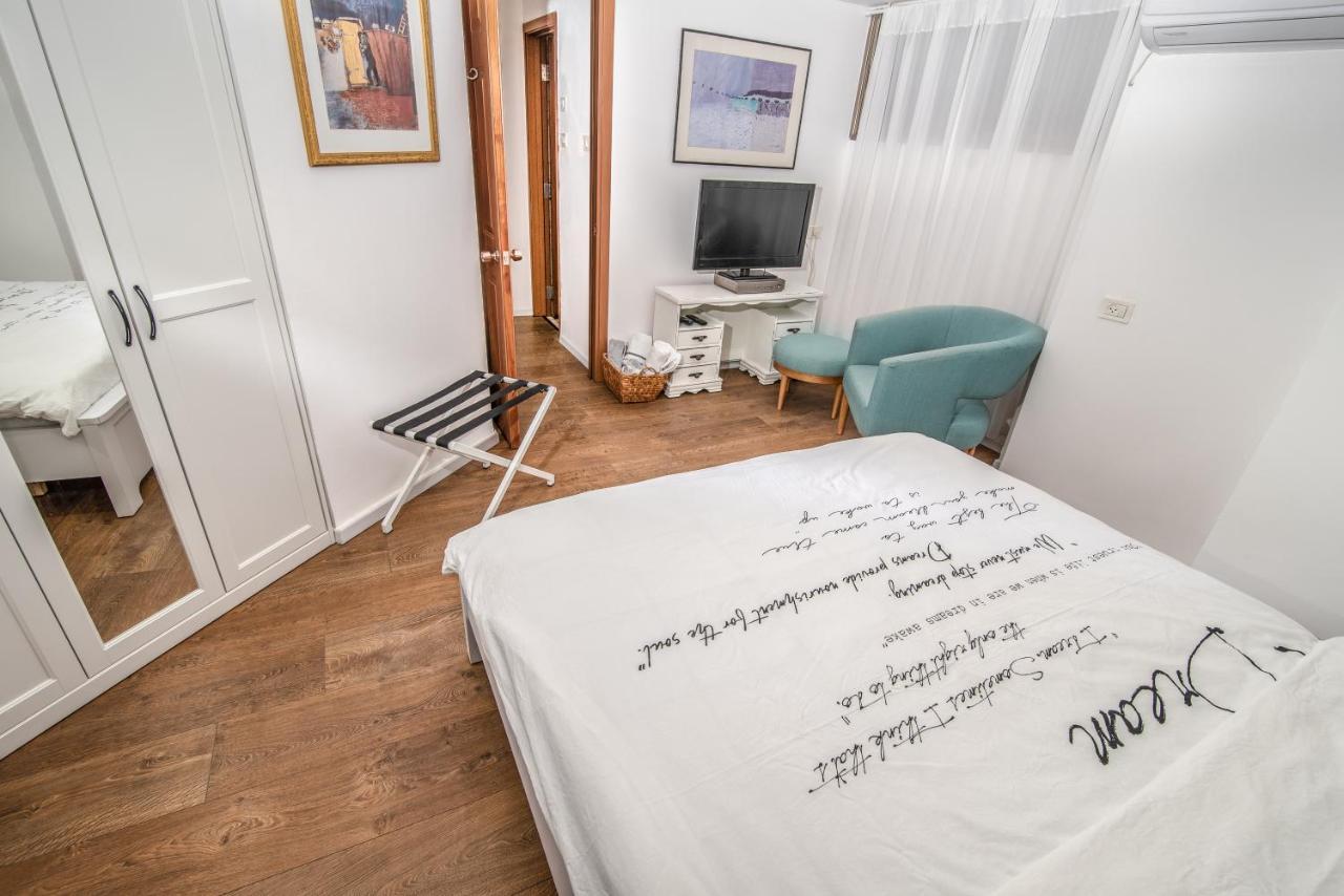 House Of Art Hotel Arad Kültér fotó